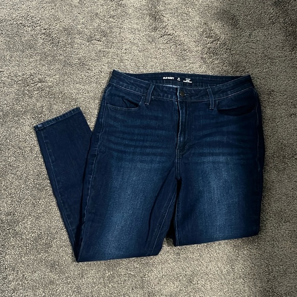 Old Navy Denim - High-Rise Women’s Jeans - 12 SHORT